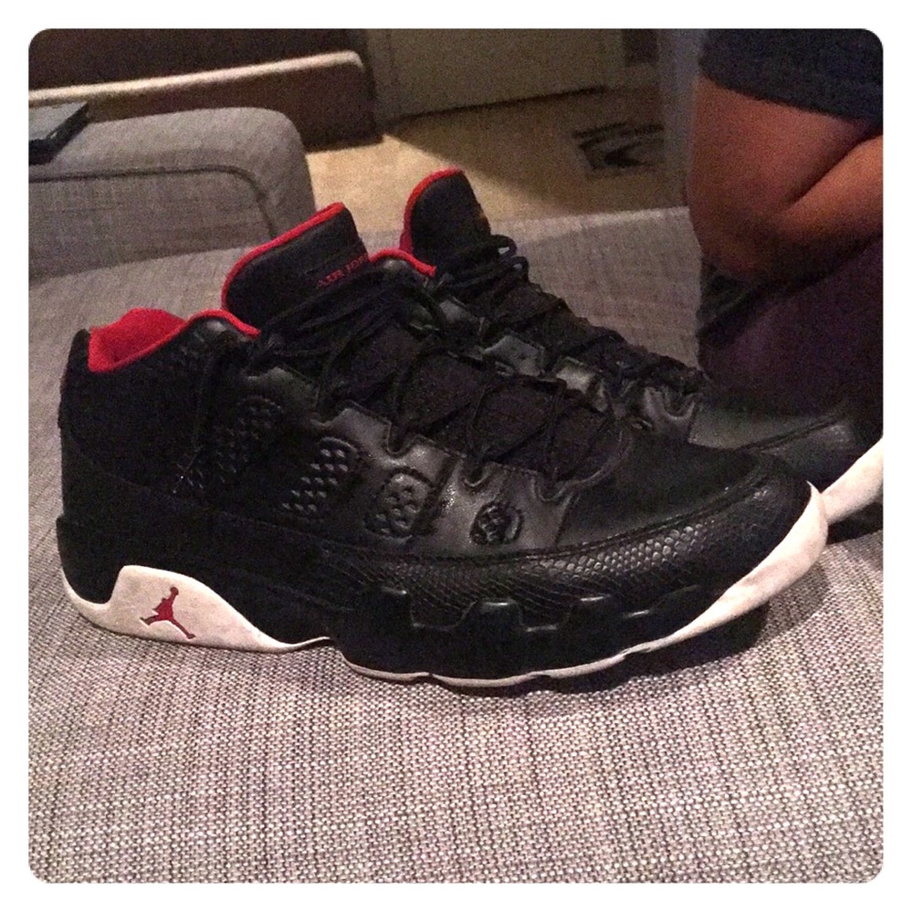 Retro Jordan 9’s